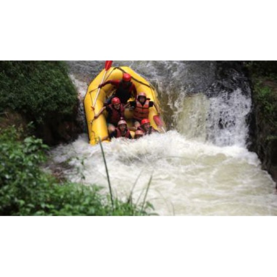 RAFTING / ARUNG JERAM