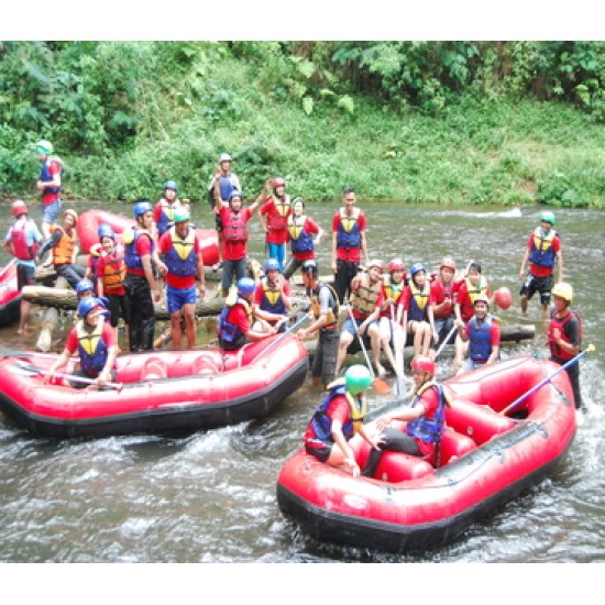 RAFTING / ARUNG JERAM